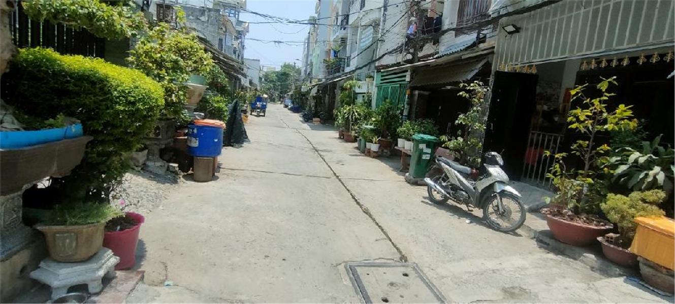 Nhà Mới Đẹp,HXT Thông Nguyễn quý yêm, An Lạc, Bình Tân. DT 86m2 x 3 tầng Giá 6.75 Tỷ TL.