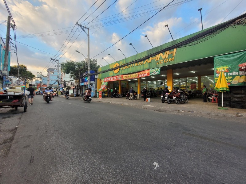 Bán Nhà 140M2 2Tầng 8PN Ngang 10M, Linh Xuân Thủ Đức Chỉ 4.8 Tỷ