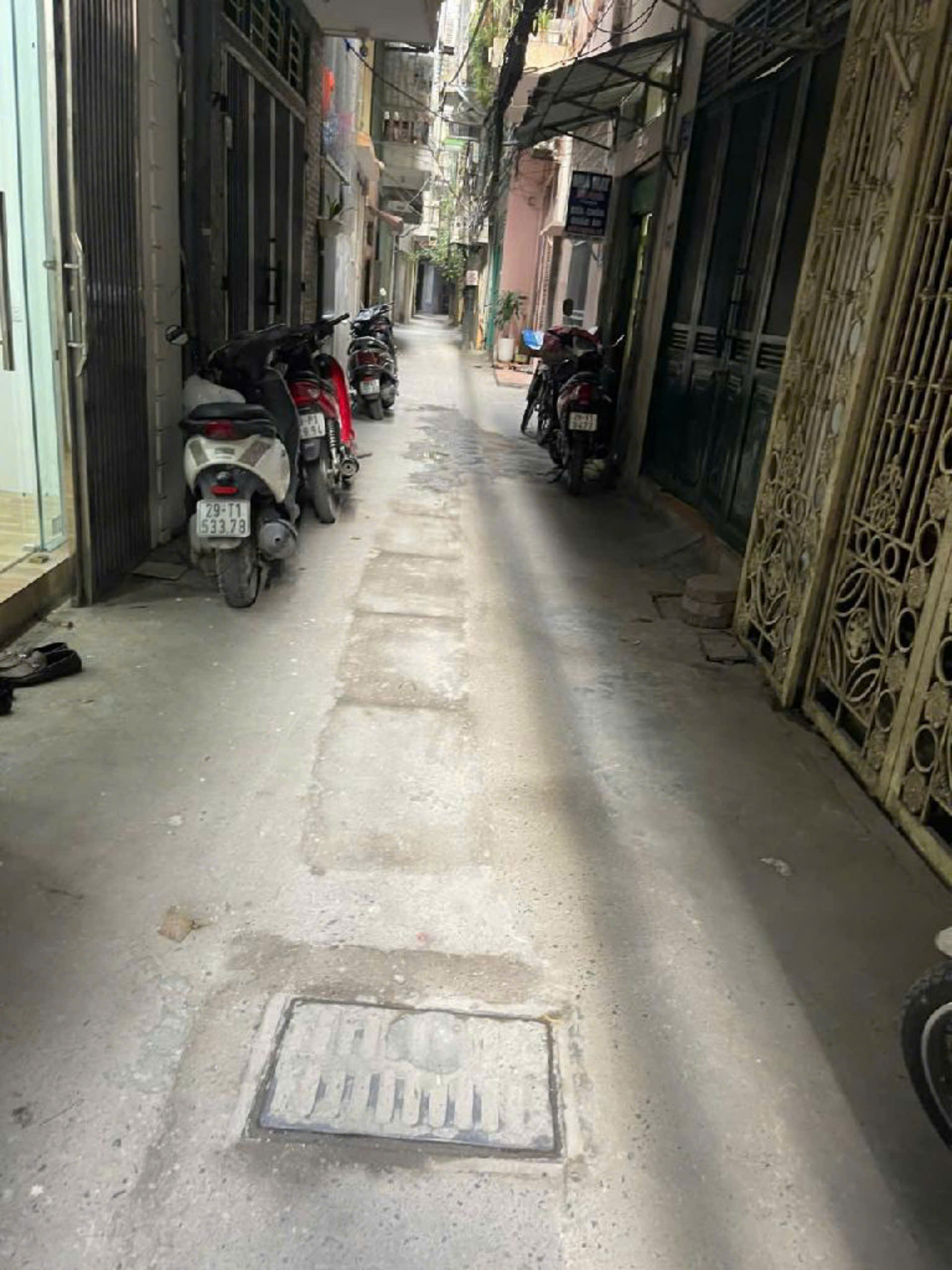 Đất mặt ngõ KD gần chợ Đồng Dinh Thạch Bàn oto tránh khu đông dân cư 93m mặt 4m 12 tỷ