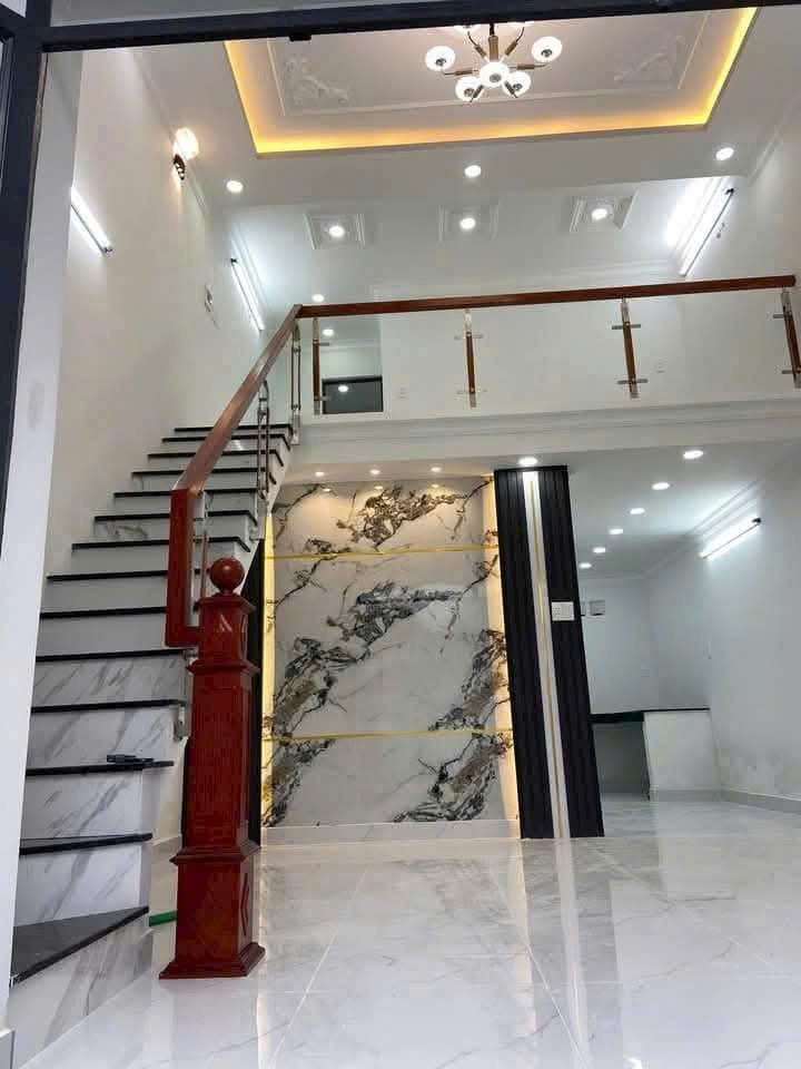 HOT !!! NHÀ CHÍNH CHỦ - GIÁ TỐT - Vị Trí Đẹp Tại Đường Quách Điêu, Xã Vĩnh Lộc A, Huyện Bình Chánh, TP.HCM