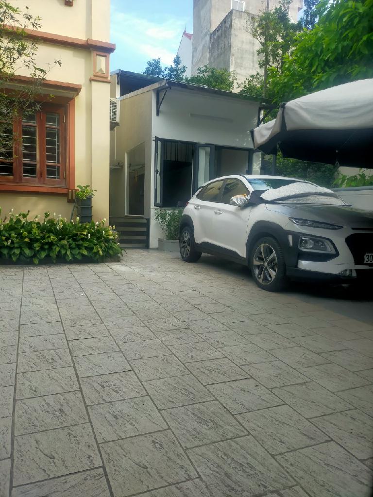 Bán nhà c4 ngõ 390 Ngọc Thụy, DT rộng 67, ngõ oto tải thông, view thoáng, giá chỉ 5,x tỷ TL. LH: 0936123469