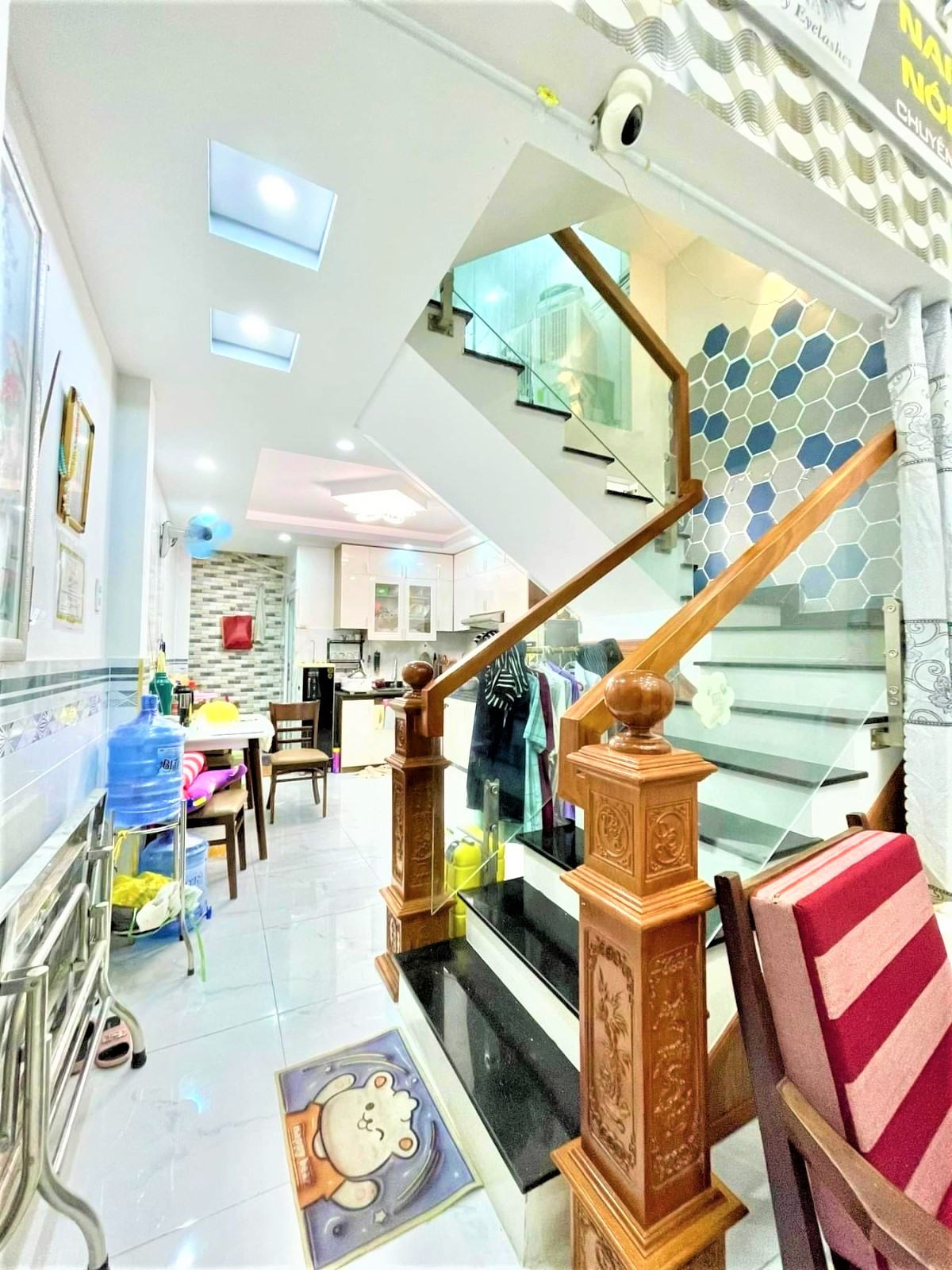 Bán nhà Hẻm Xe Hơi Đường 3/2 Quận 10, 3.6x12m, 3 tầng chỉ 5.6.