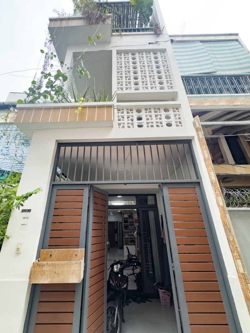 BÁN NHÀ ĐẸP NGUYỄN BỈNH KHIÊM, P.1, GÒ VẤP - 54M² - 3 TẦNG - 4PN - GIÁ CHỈ 6.45 TỶ