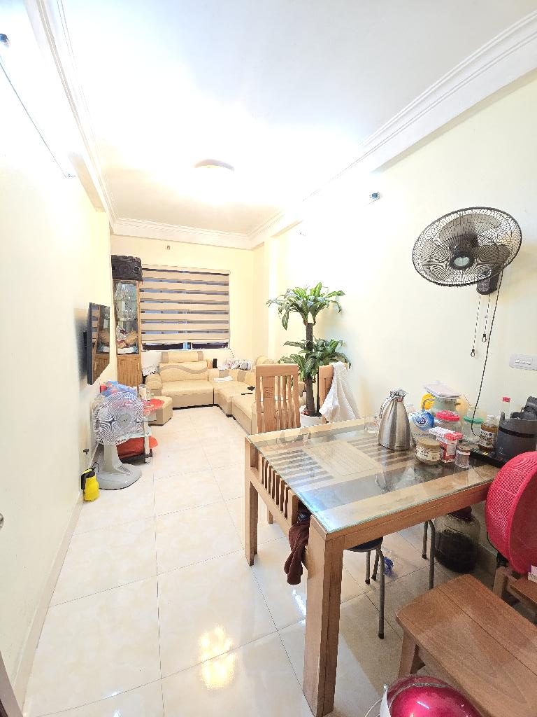 Bán nhà Khương Trung, 25m2 x 5T, nhà dân xây, đẹp thoáng, 20m ra ô tô. Giá 4,3 tỷ