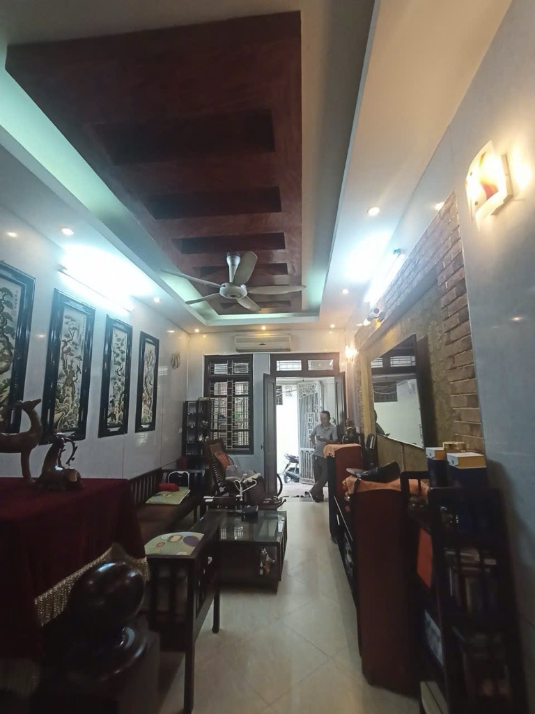 NHÀ 325 KIM NGƯU - NGÕ NÔNG THÔNG - Ô TÔ ĐỖ CỬA - VỊ TRÍ ĐẸP - DÂN TRÍ CAO - 46M2 - 8.2 TỶ