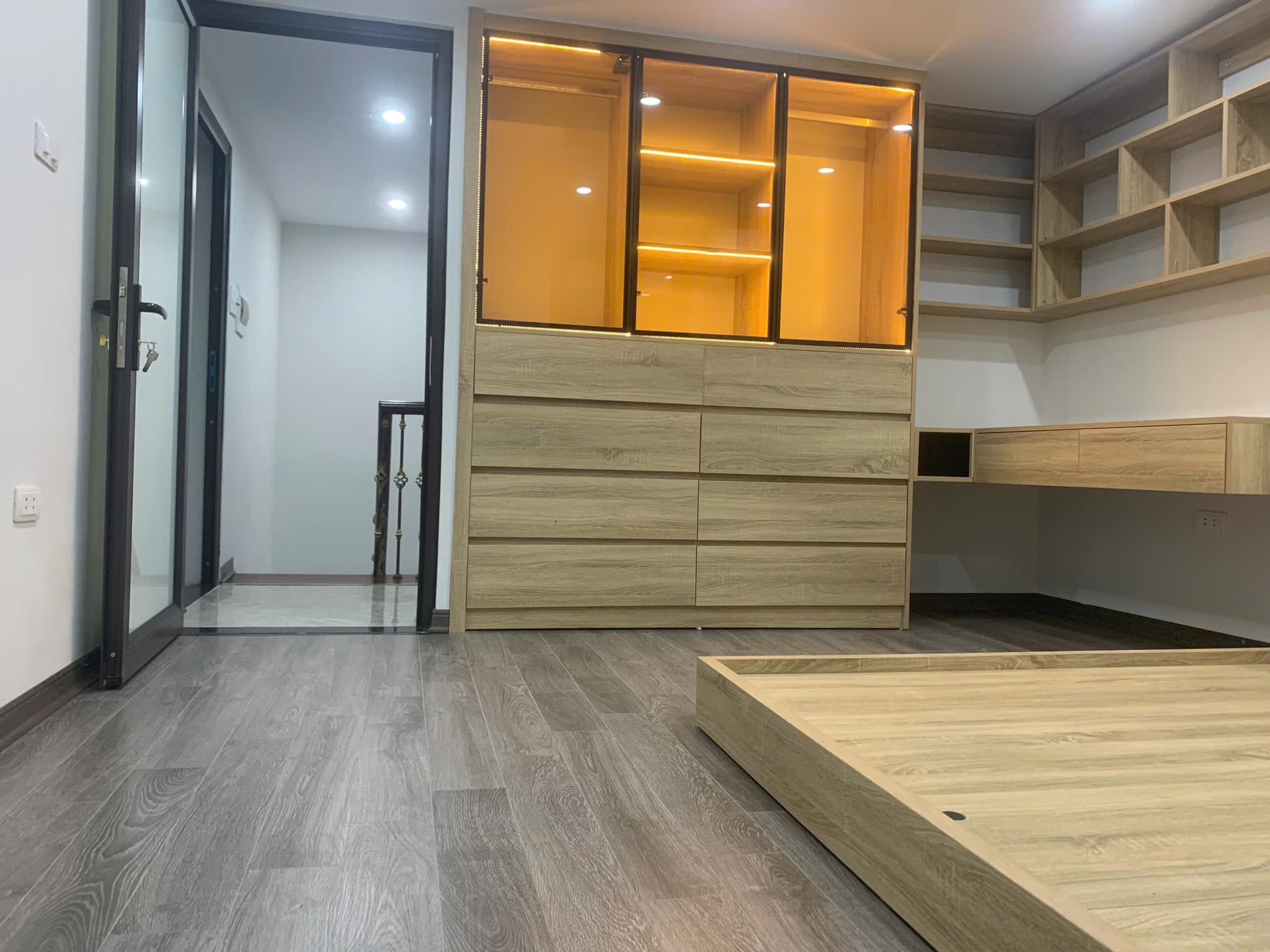 Bán Nhà VIP Lương Đình Của ,Đống Đa 30 M2 3T MT 3.7 M, Chỉ 4.5 Tỷ Mặt Ngõ Thẳng Tắp gần sát ngay phố xem là ưng