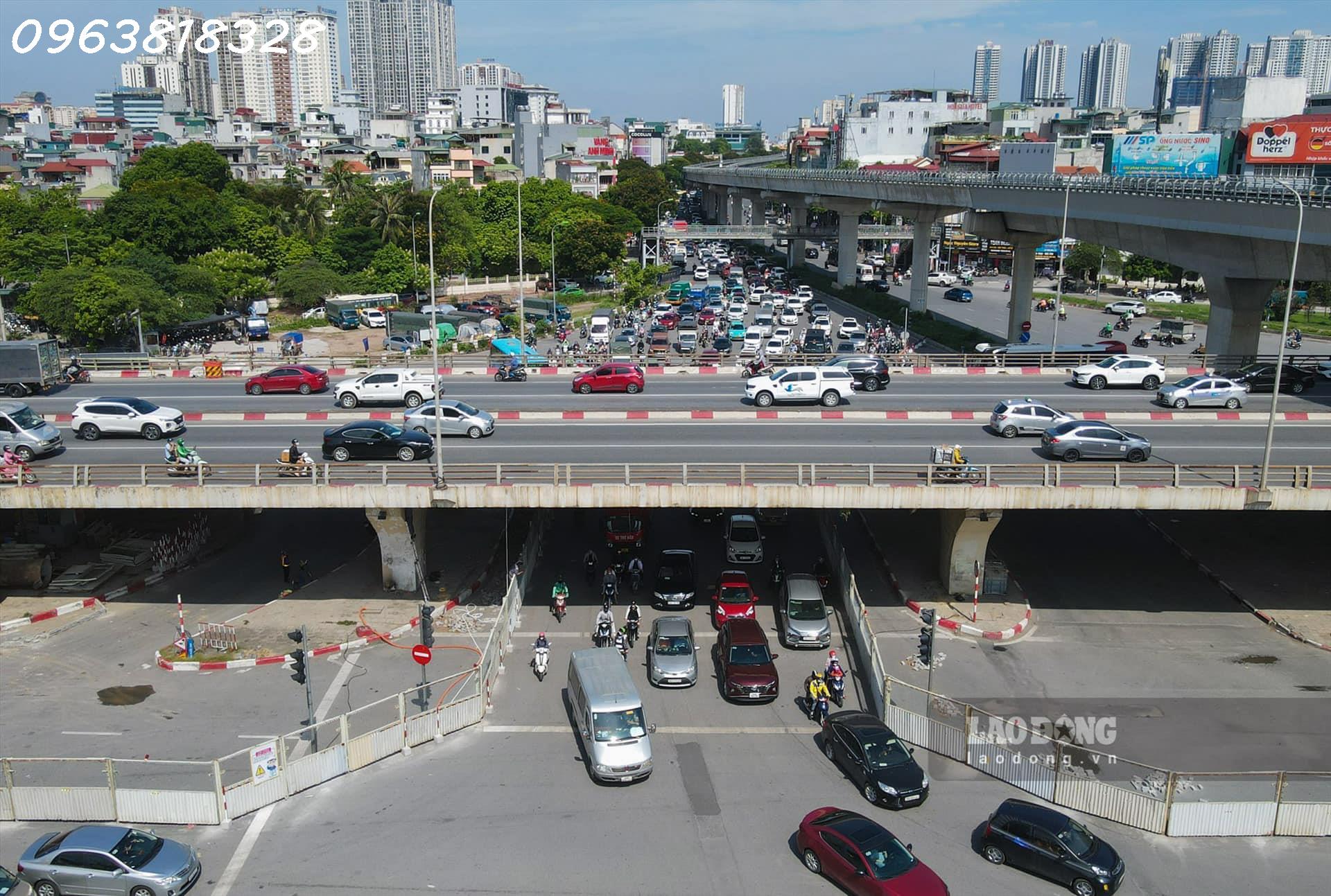NGÃ TƯ XUÂN THUỶ - HỒ TÙNG MẬU TẶNG NHÀ 4 TẦNG - DÂN XÂY CHẮC CHẮN Ở NGAY - SỔ PHÂN LÔ - NHỈNH 8 TỶ