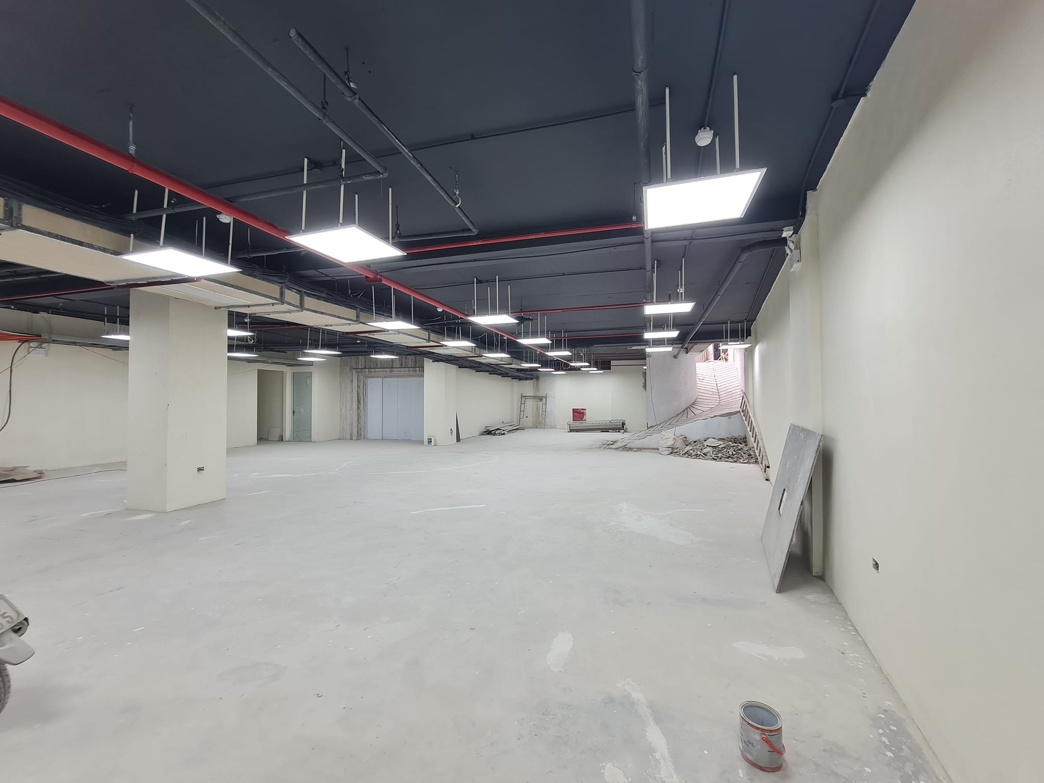 MẶT PHỐ HỒNG TIẾN - 2 HẦM 6 NỔI - BUILDING ĐẲNG CẤP - TƯƠNG LAI RẠNG NGỜI - GIÁ ĐẦU TƯ