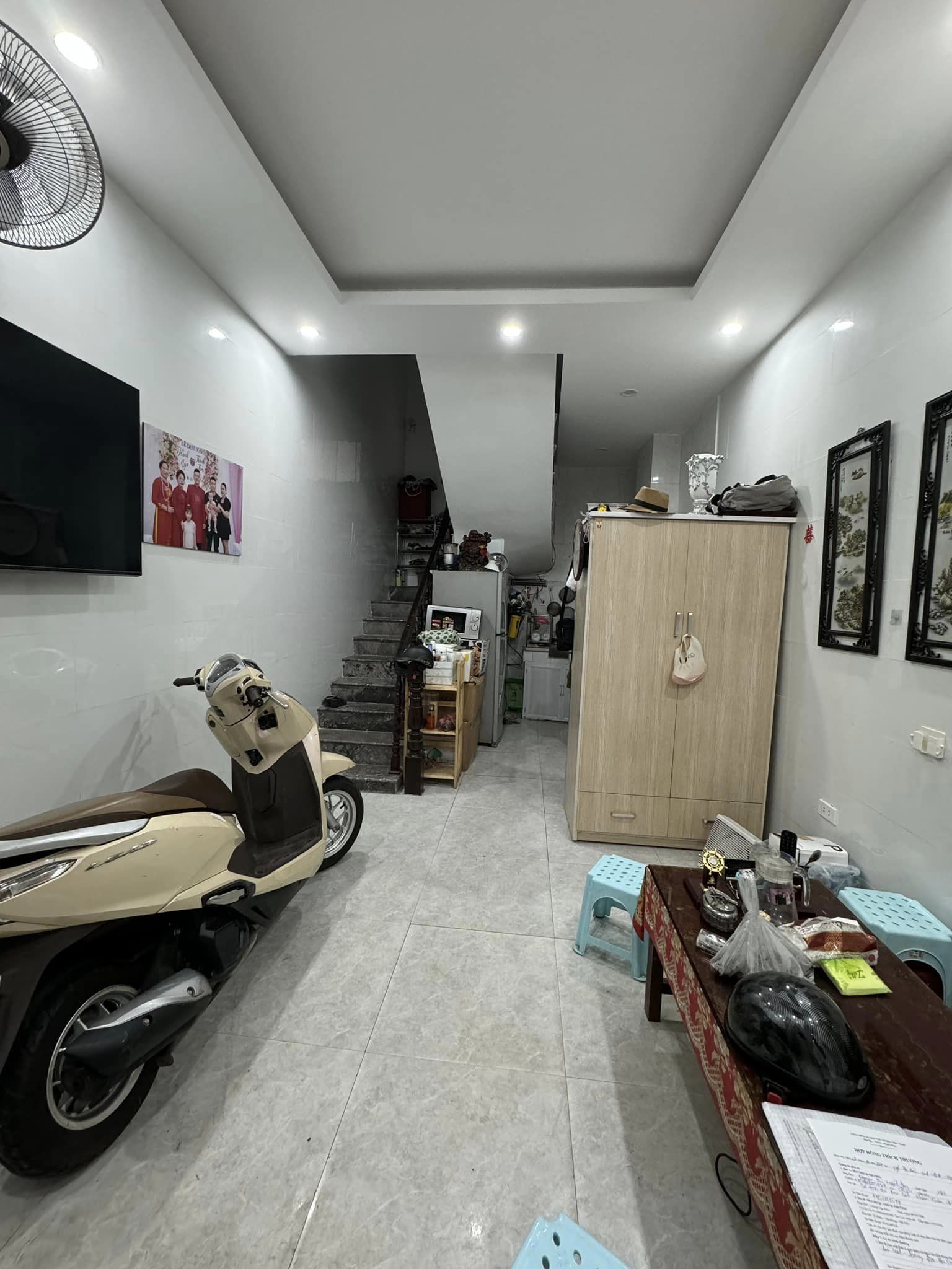 Bán Nhà VIP Ngõ Hồ Bãi Cát ,Đống Đa 26M2 3T MT 5 M, Chỉ 3.7 Tỷ Mặt Ngõ Thẳng Tắp 2 thoáng