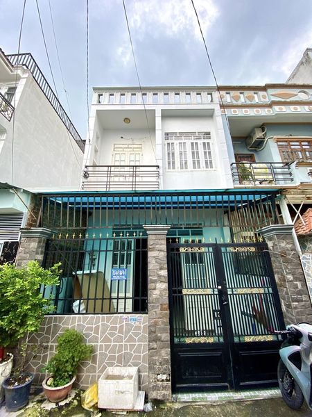 NHÀ TÂN CHÁNH HIỆP - QUẬN 12 - NHÀ 2 TẦNG THIẾT KẾ SANG TRỌNG MỚI TINH - HẺM NHỰA XE HƠI 5M THÔNG TỨ TUNG - NGAY CHỢ