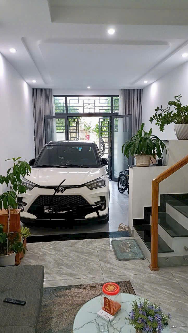 NHÀ NHA TRANG 4 TẦNG CÁCH BÃI BIỂN CHỈ 3 PHÚT - HAI MẶT TIỀN ĐƯỜNG TRƯỚC SAU CỰC THOÁNG