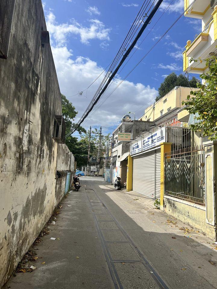 Bán nhà Hồ Xuân Hương - Trung tâm Nha Trang - 4,3 tỷ.* Giá bán hấp dẫn, phù hợp với nhu cầu của nhiều đối tượng khách