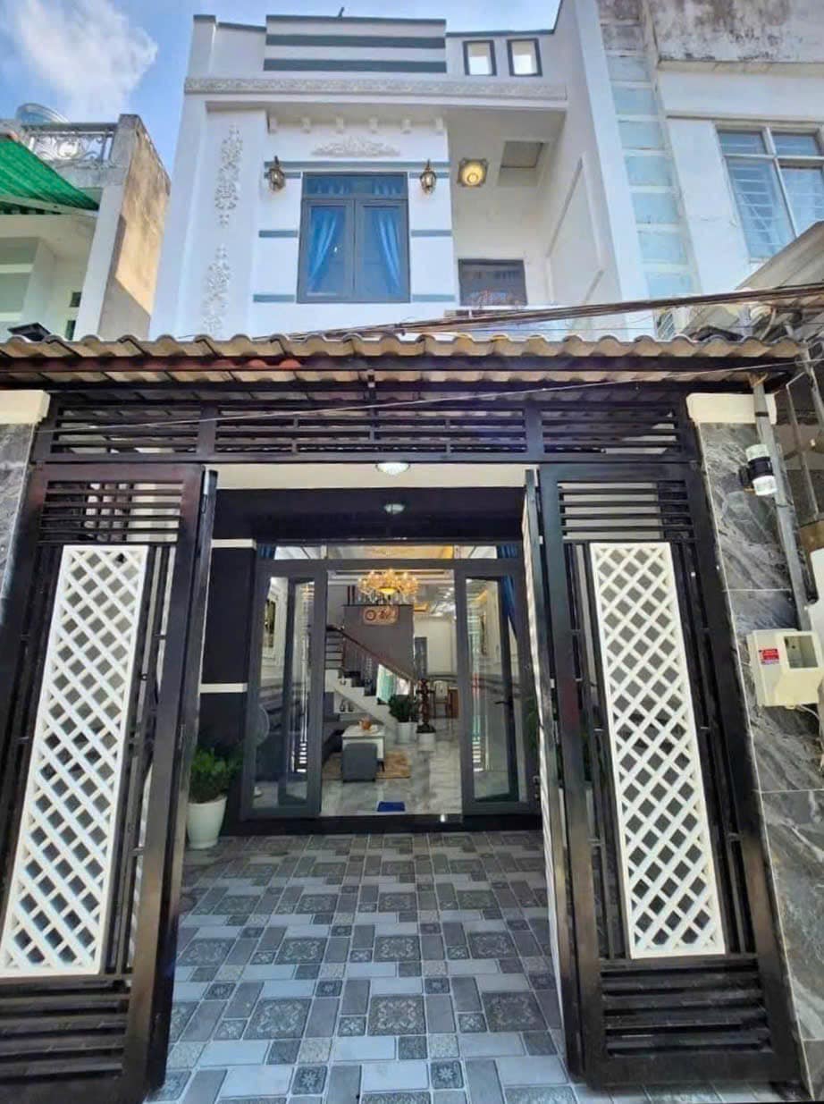 Chủ Ngộp Giá Cần Bán Gấp Nhà 1 Trệt 1 Lầu (5x16m) Xã Bình Chánh Giá 950 Triệu