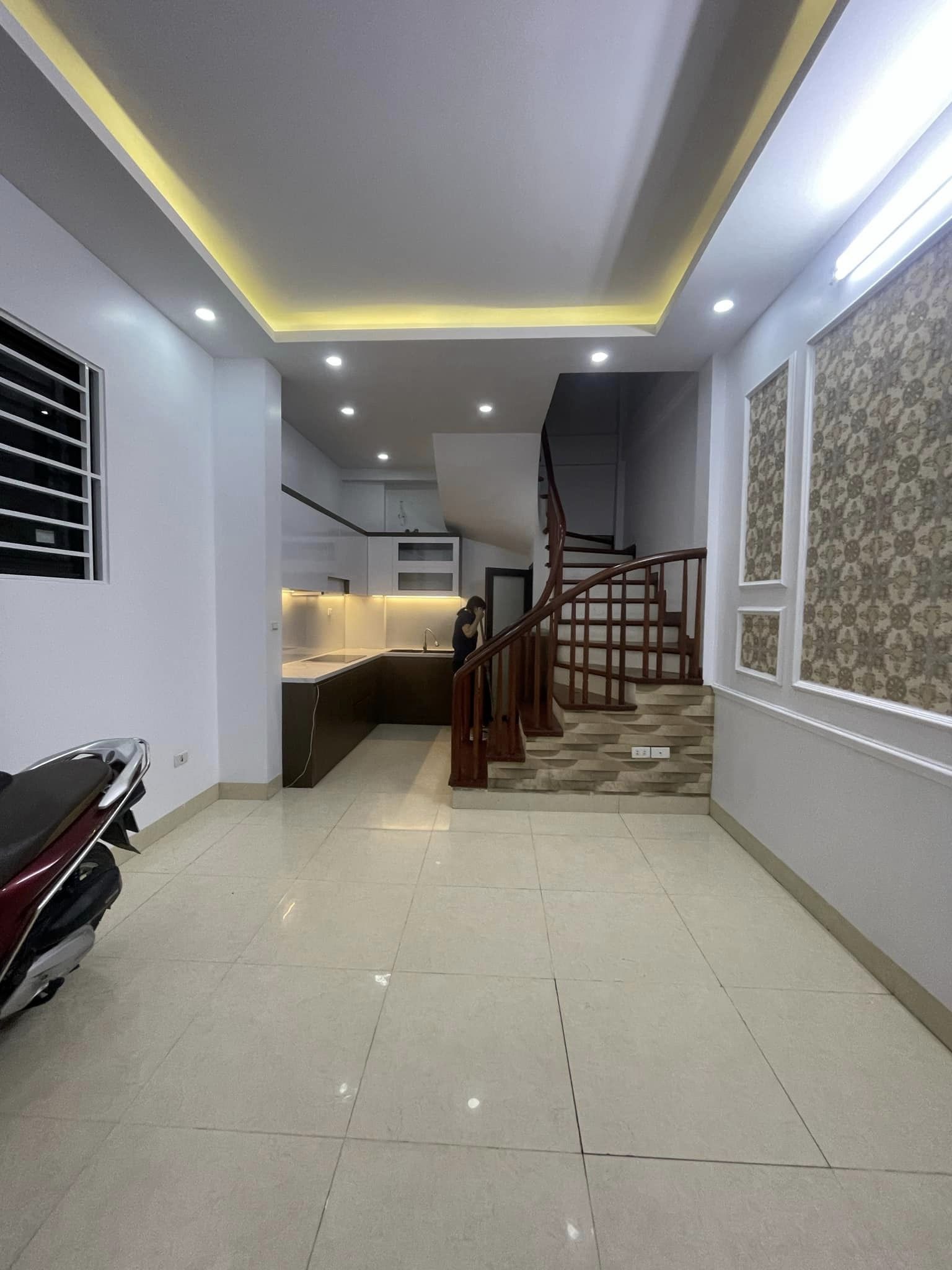 ✳️Nhà Vip Thang Máy Pháo Đài Láng 35M2 5 MT 4.2M, Chỉ 6.5Tỷ Khép Kin Căn Hộ Cao Cấp vừa ở vừa thuê✳️