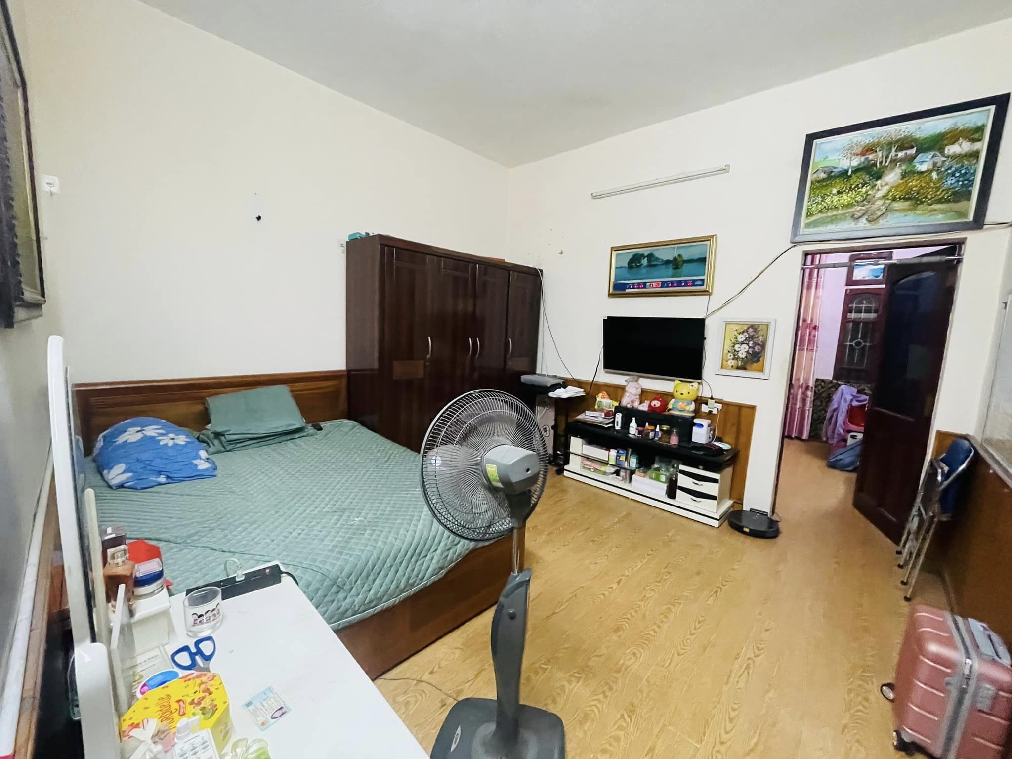 Mặt tiền khủng phố cổ! Bán nhà mặt phố Thuốc Bắc 69m2, mặt tiền 5.2m, 38.9 tỷ, kinh doanh đỉnh