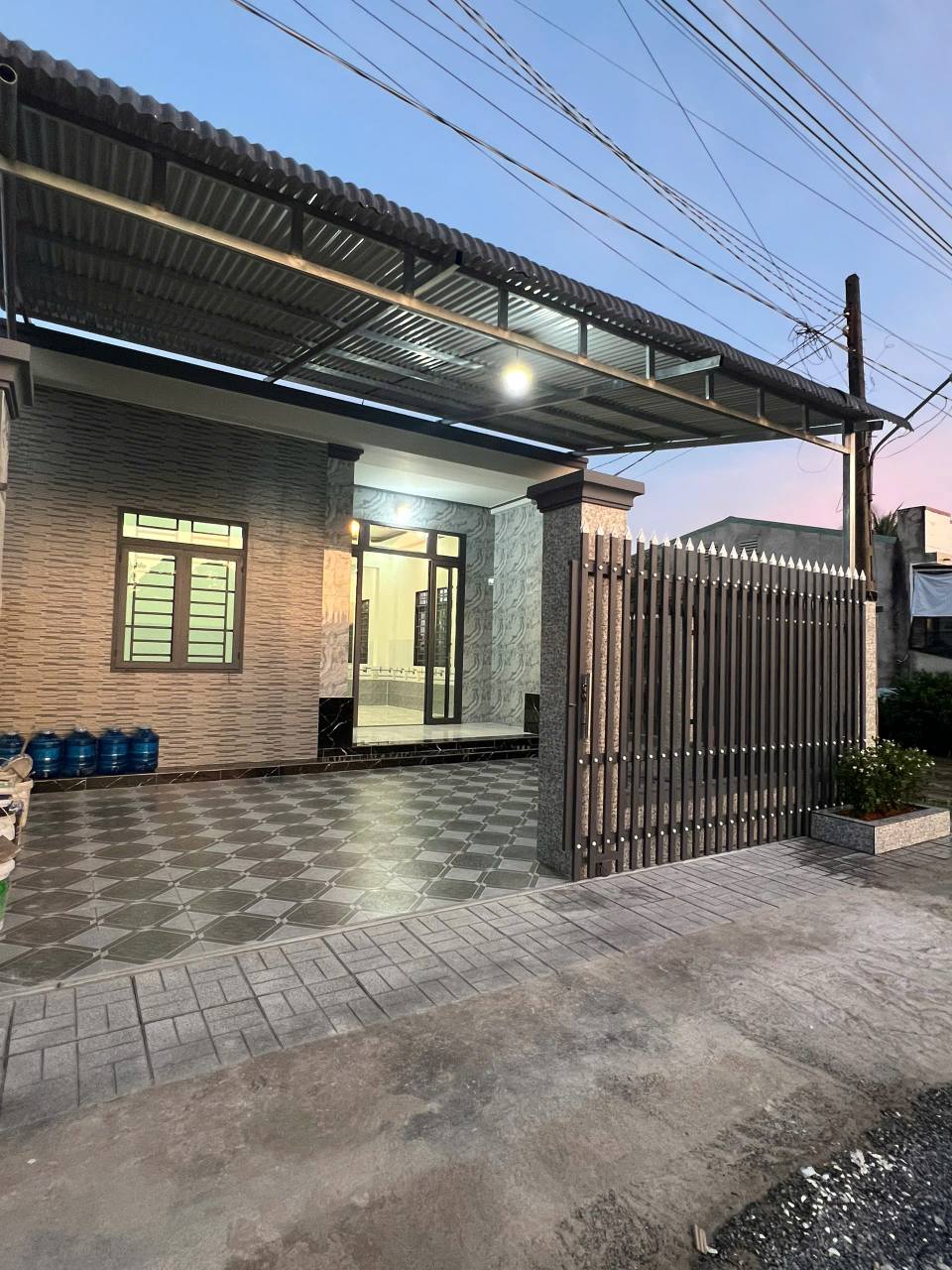 BÁN NHÀ SỔ HỒNG RIÊNG LONG AN - ĐƯỜNG XE HƠI - 790 TRIỆU