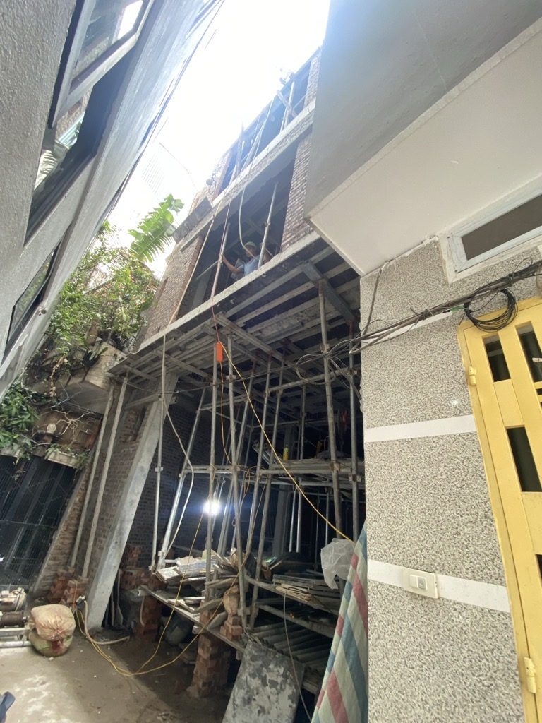 115m2