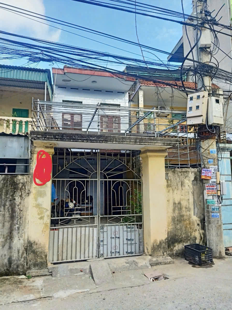 BÁN NHÀ GẦN SIÊU THỊ GO 94.5M2 2 TẦNG GIÁ 2525TR