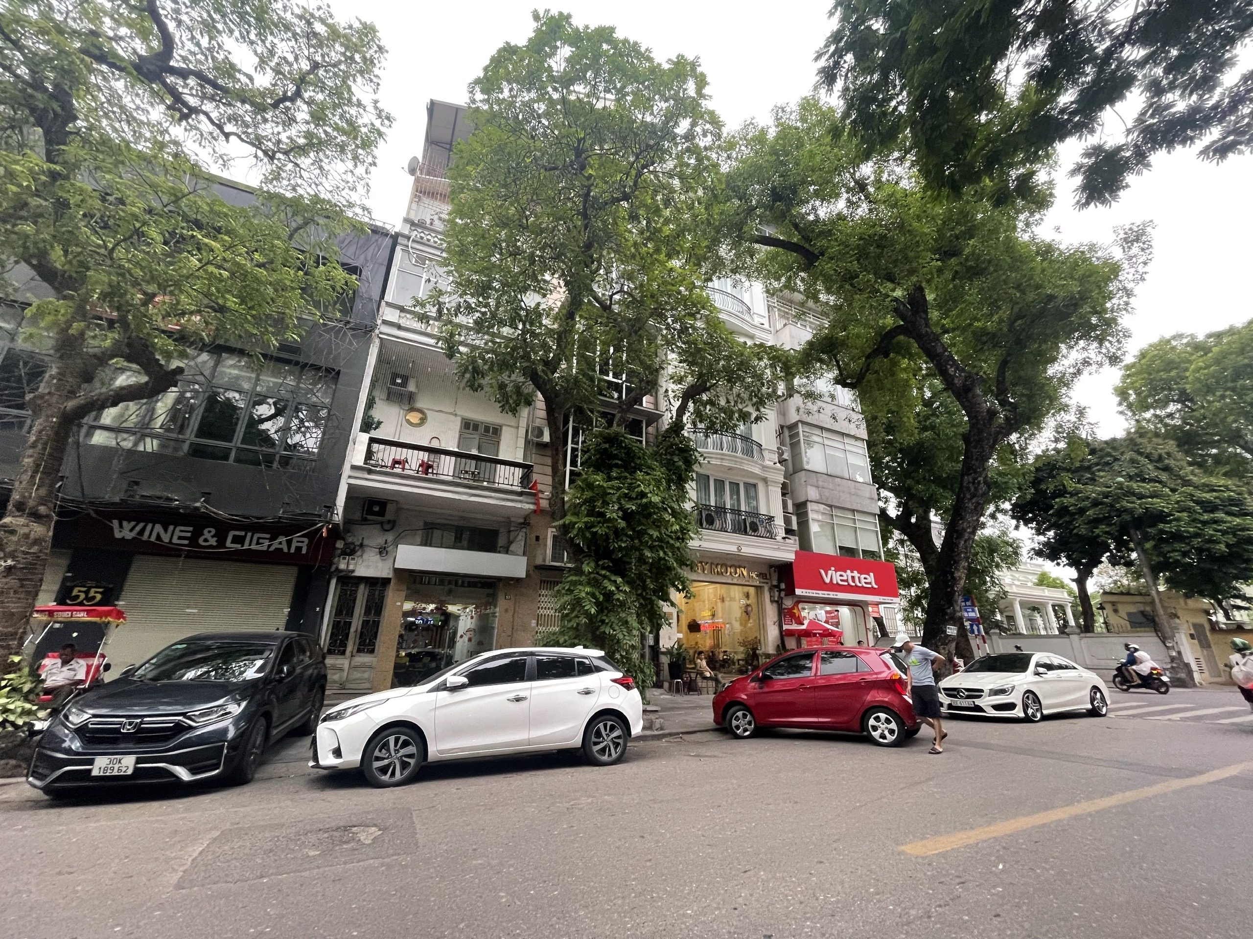 (HIẾM) Bán GẤP nhà KINH DOANH mặt phố Cửa Đông - phố cổ Hoàn Kiếm, 86m2 x 6 tầng, 51 tỷ