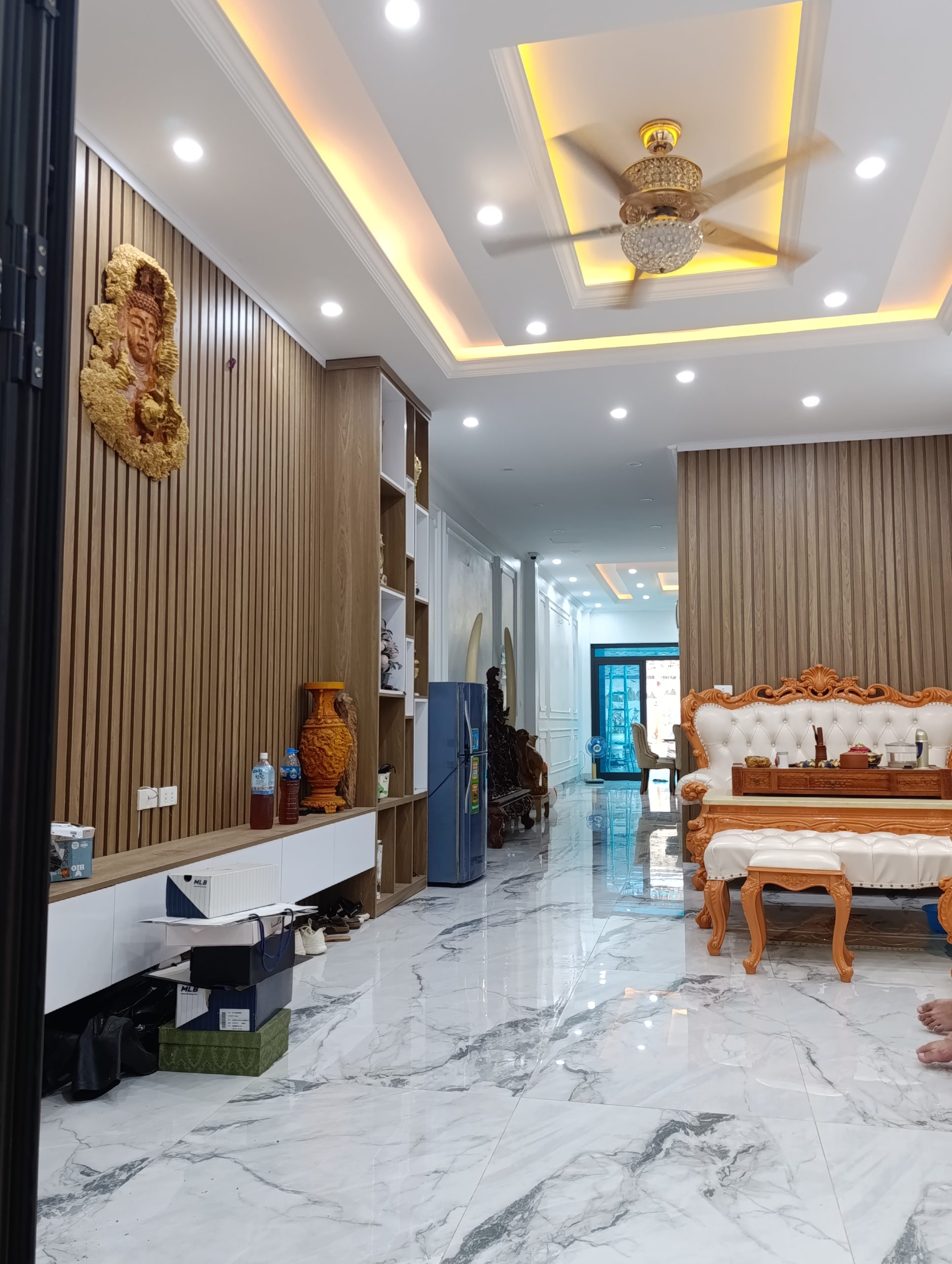 Bán nhà ngõ 335 An Dương Vương, Tây Hồ - Ngõ thông thẳng tắp. NHÀ MỚI XÂY năm 2023. 5 tầng thang máy. Diện tích 175m. MT 4m giá 14 tỷ.Tín thật 100%