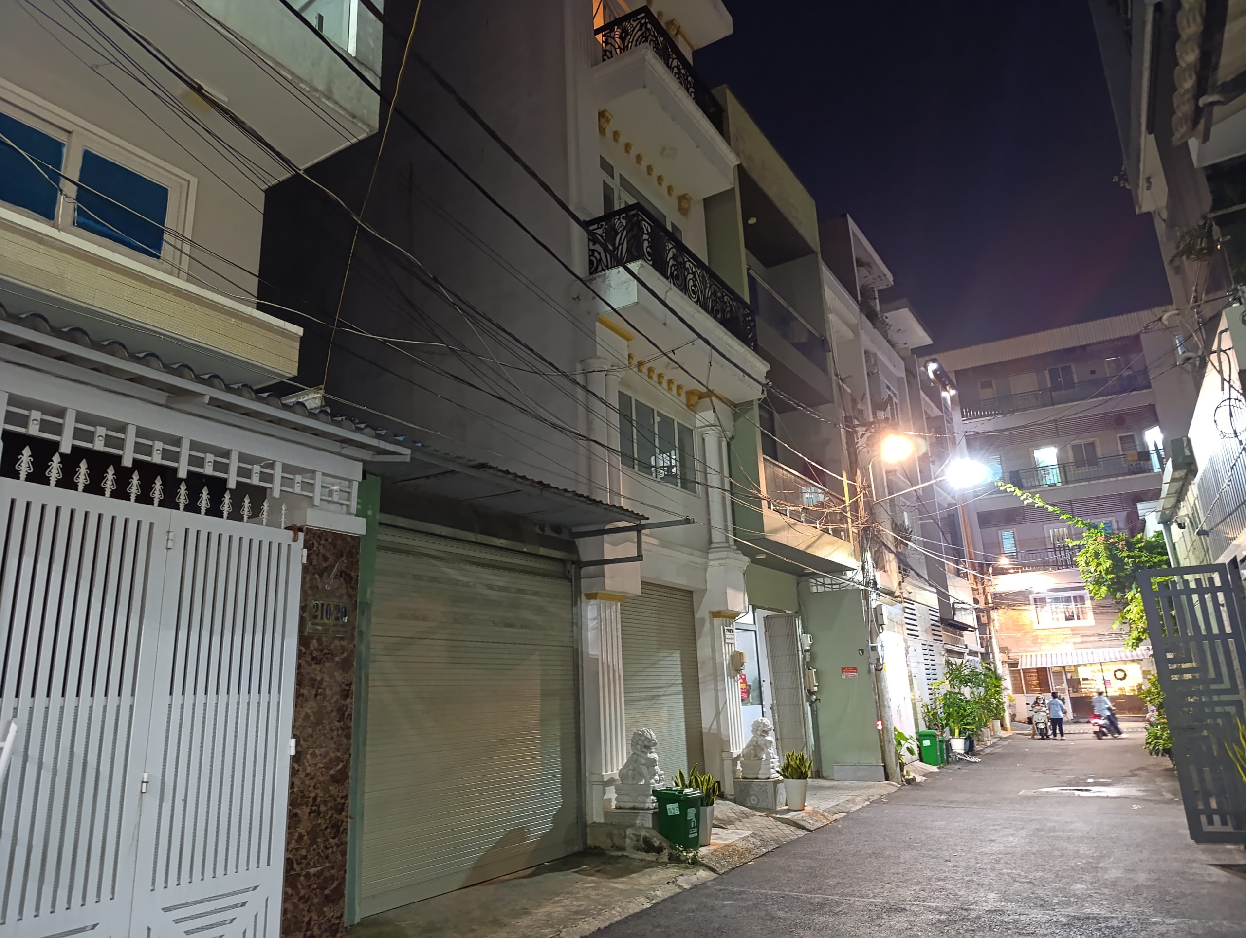 NHÀ 4 TẦNG 4 x 15, KHU ĐỒNG BỘ HẺM OTO TRÁNH NGAY HOÀNG DIỆU, LINH CHIỂU, THỦ ĐỨC