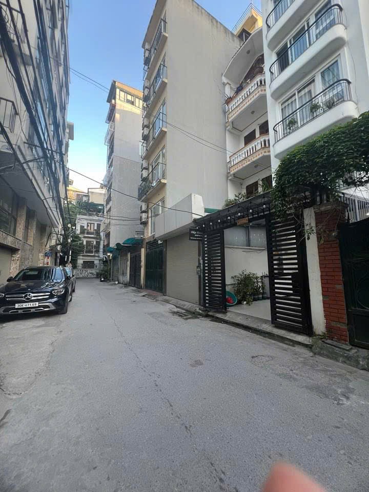  142m2