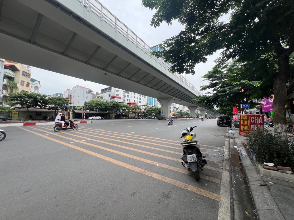 63m2