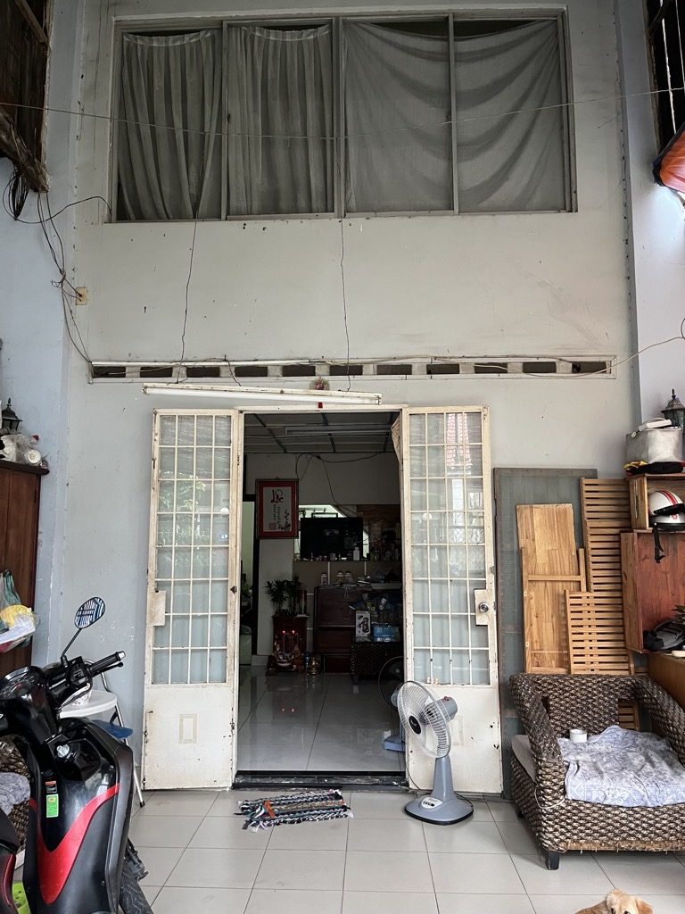 Bán nhà Lê Văn Việt, Hiệp Phú Quận 9 170m2. HXH, Ngang hiếm 10.5m, giá chỉ 11.5 tỷ TL