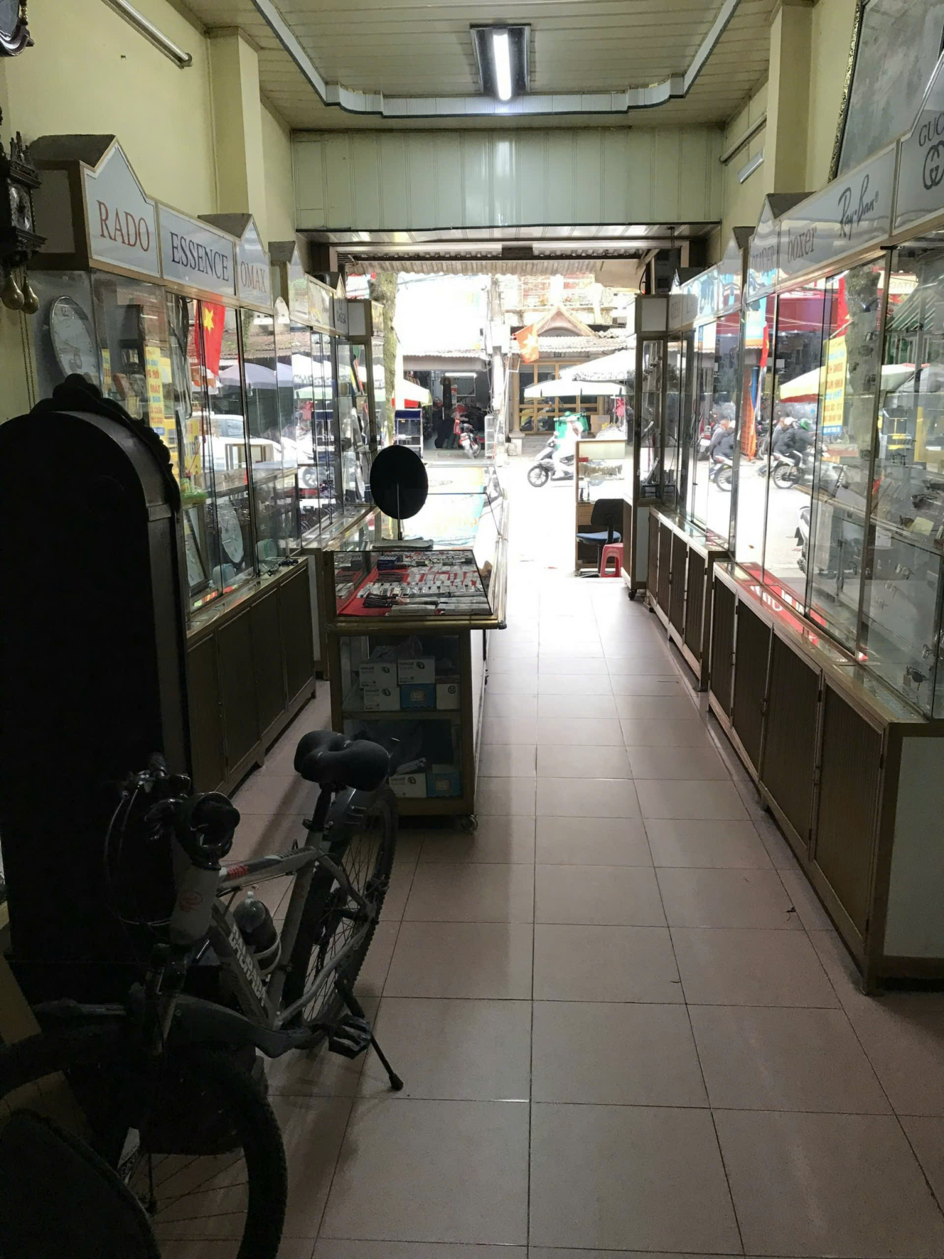 Chính chủ bán nhà 3 tầng mặt tiền Nguyễn Thái Học, phường Trần Phú, TP.Hà Giang (ngay gần chợ Lớn thành phố Hà Giang)