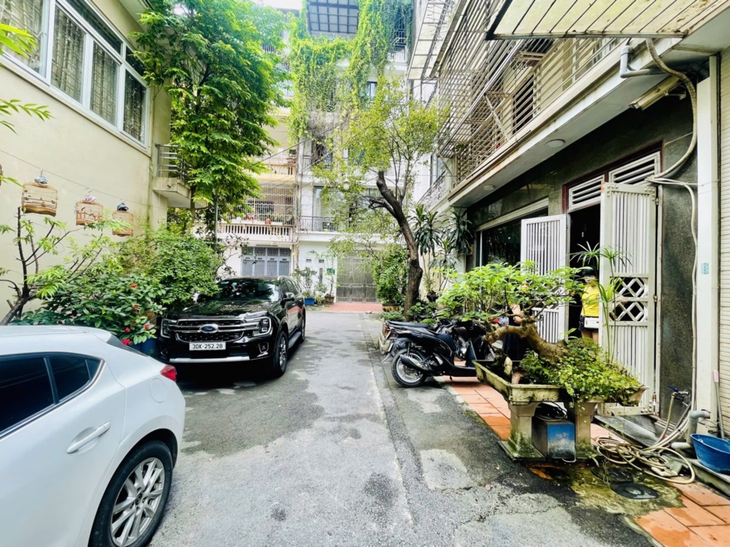 ĐỪNG DO DỰ ! BÁN NHÀ PHÂN LÔ ĐỀN LỪ 47M 4T, vỉa hè, Ô tô tránh, dừng đỗ ngày đêm. Chỉ 11 tỷ 85