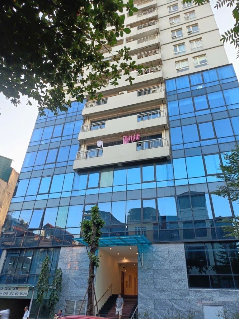Bán Nhanh căn cc Hòa Phát, căn góc, nhà đẹp, 82m, 2 PN, 6.5 tỷ