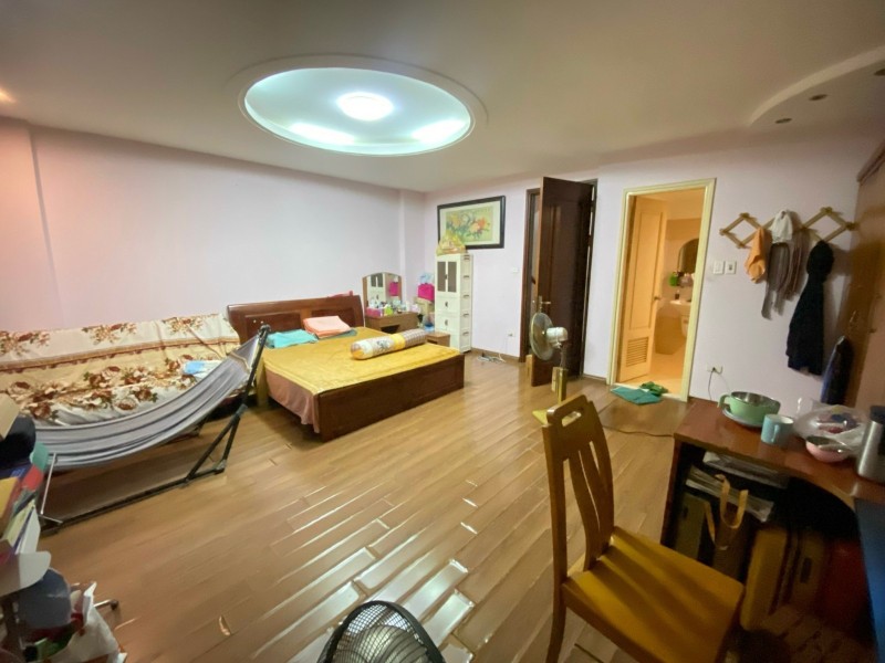 Bán nhà riêng phố Quan Nhân quận Thanh Xuân 53m 5 tầng gần phố nhà đẹp ở luôn - nhỉnh 8 tỷ lh 0817606560