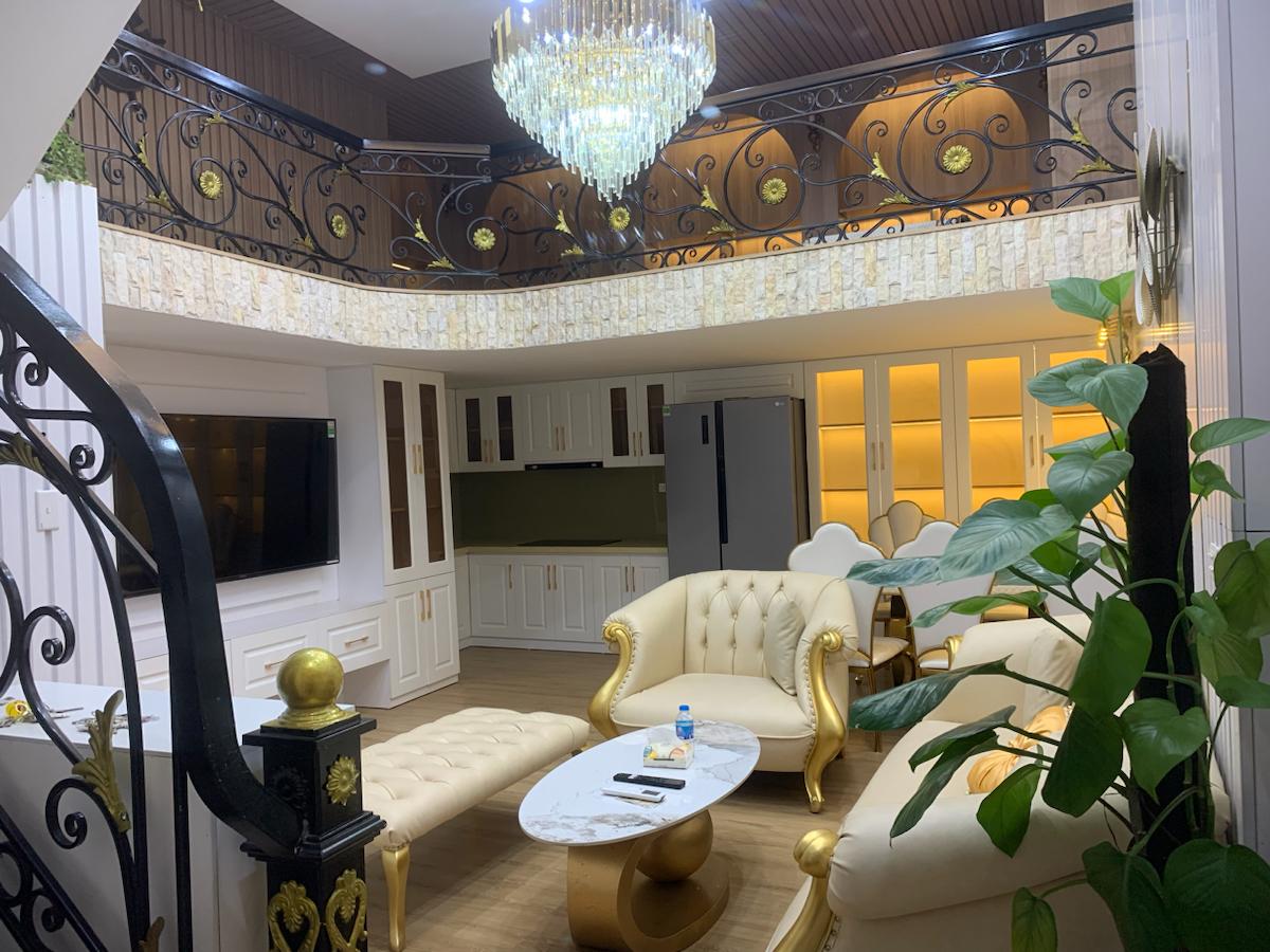 ĐẶNG TIẾN ĐÔNG - ĐỐNG ĐA - CÁCH Ô TÔ 5M- NGÕ THÔNG -NHÀ ĐẸP- FULL NỘI THẤT- HƠN 11 TỶ