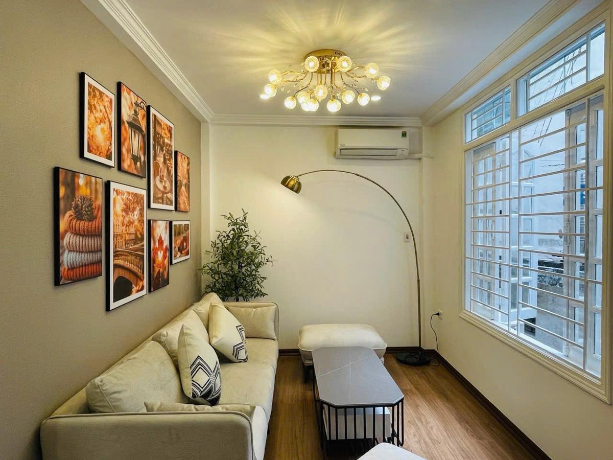 NGÕ HOÀ BÌNH - ĐỐNG ĐA- MT 4M - 3PN - Ở NGAY- HAI THOÁNG- FULL NỘI THẤT - HƠN 5 TỶ