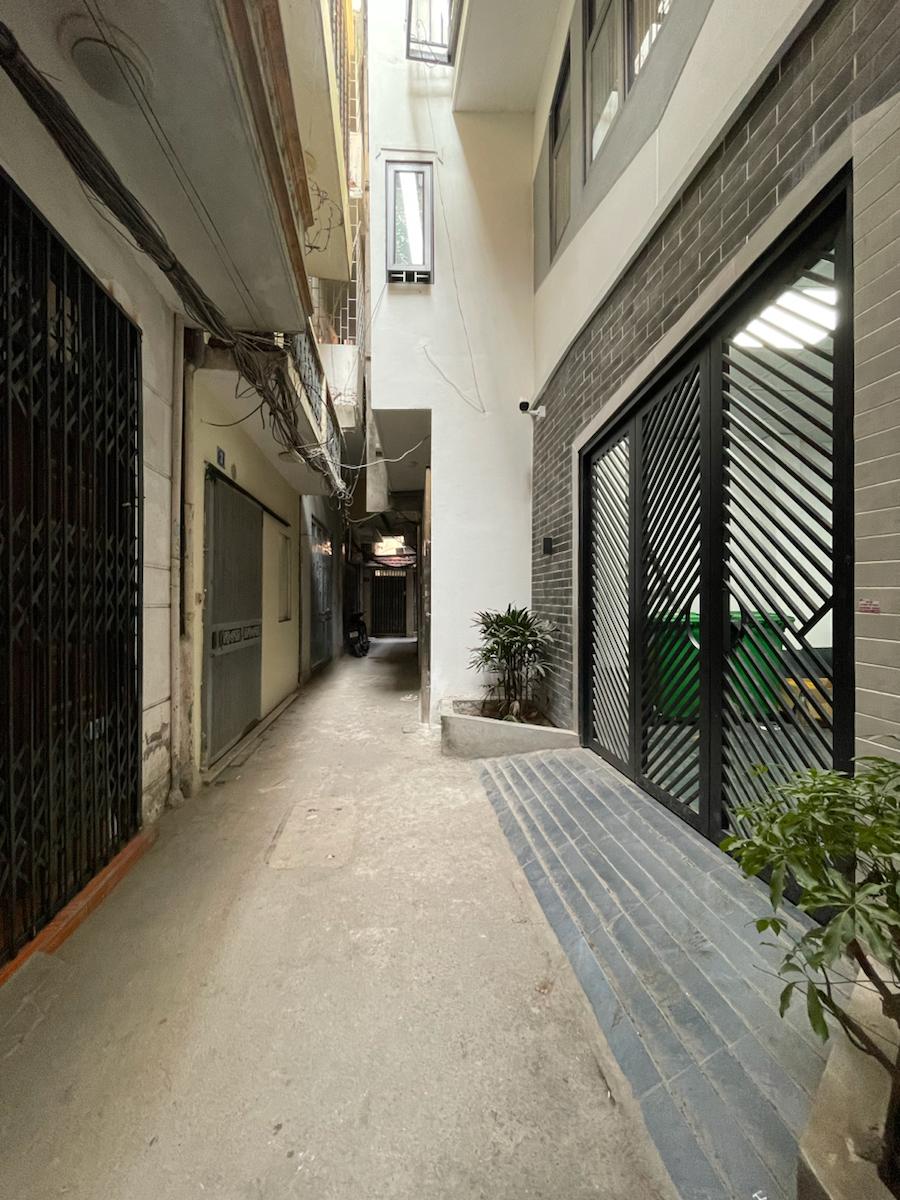 NGUYỄN LƯƠNG BẰNG - ĐỐNG ĐA- MT 4,6M- NGÕ THÔNG- NỞ HẬU- BA THOÁNG - GÀN HỒ - NHỈNH 6 TỶ