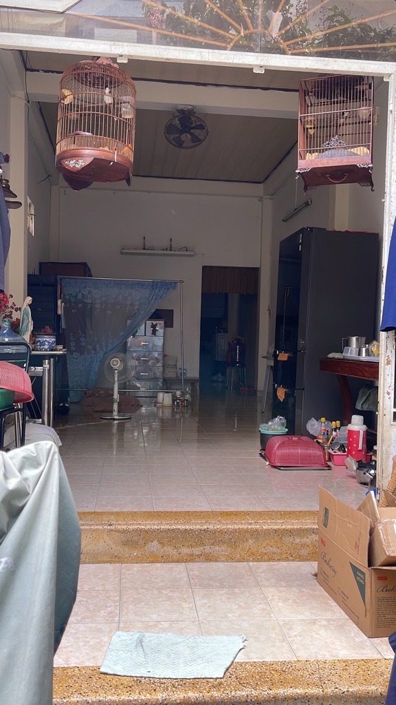 N81- Lê Văn Sỹ , Q3 - 68m2 - 3PN - Ngang 3.7m - nhà còn kiêng cố và mới - 6 , 1 tỷ