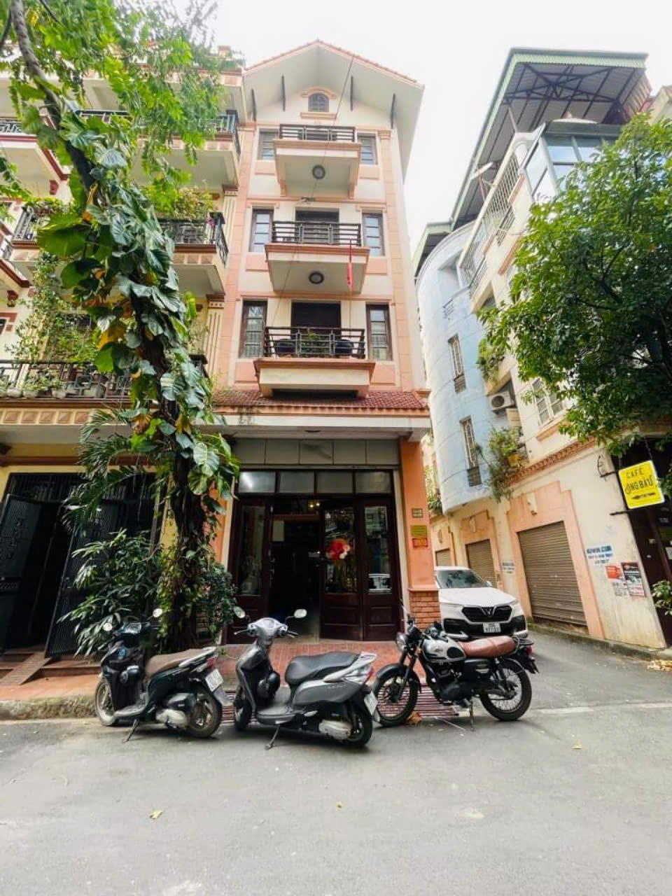 BÁN NHÀ HỌC VIÊN TÀI CHÍNH - DT60M2 - 5 TẦNG - MT5M - GIÁ 9,3 TỶ - BẮC TỪ LIÊM - KINH DOAN - Ô TÔ