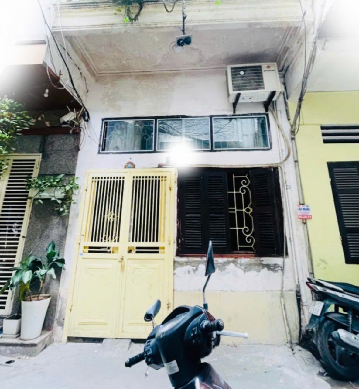 BA ĐÌNH- HIẾM- NHỈNH 3 TỶ- GẦN Ô TÔ- VỊ TRÍ ĐẸP- KHU VIP- AN SINH ĐỈNH !!! Núi Trúc 3.6 Tỷ Ba Đình