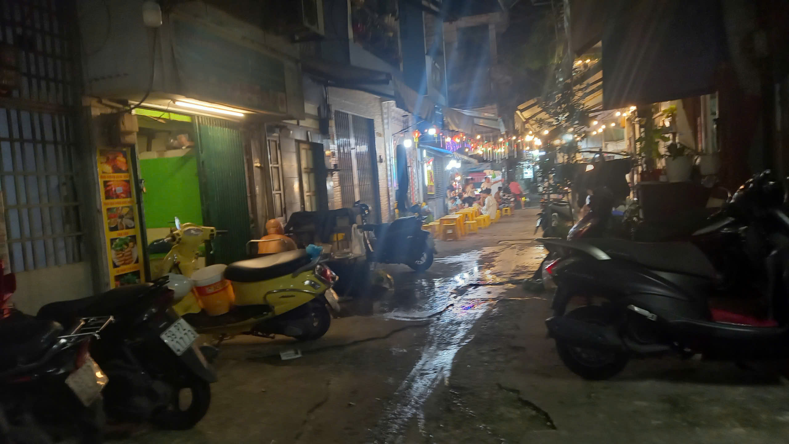 Bán đất tặng nhà 44m2 ngay giữa phố chợ Hồ Thị Kỷ thích hợp kinh doanh, buôn bán, khách sạn, căn hộ dịch vụ hoặc cửa