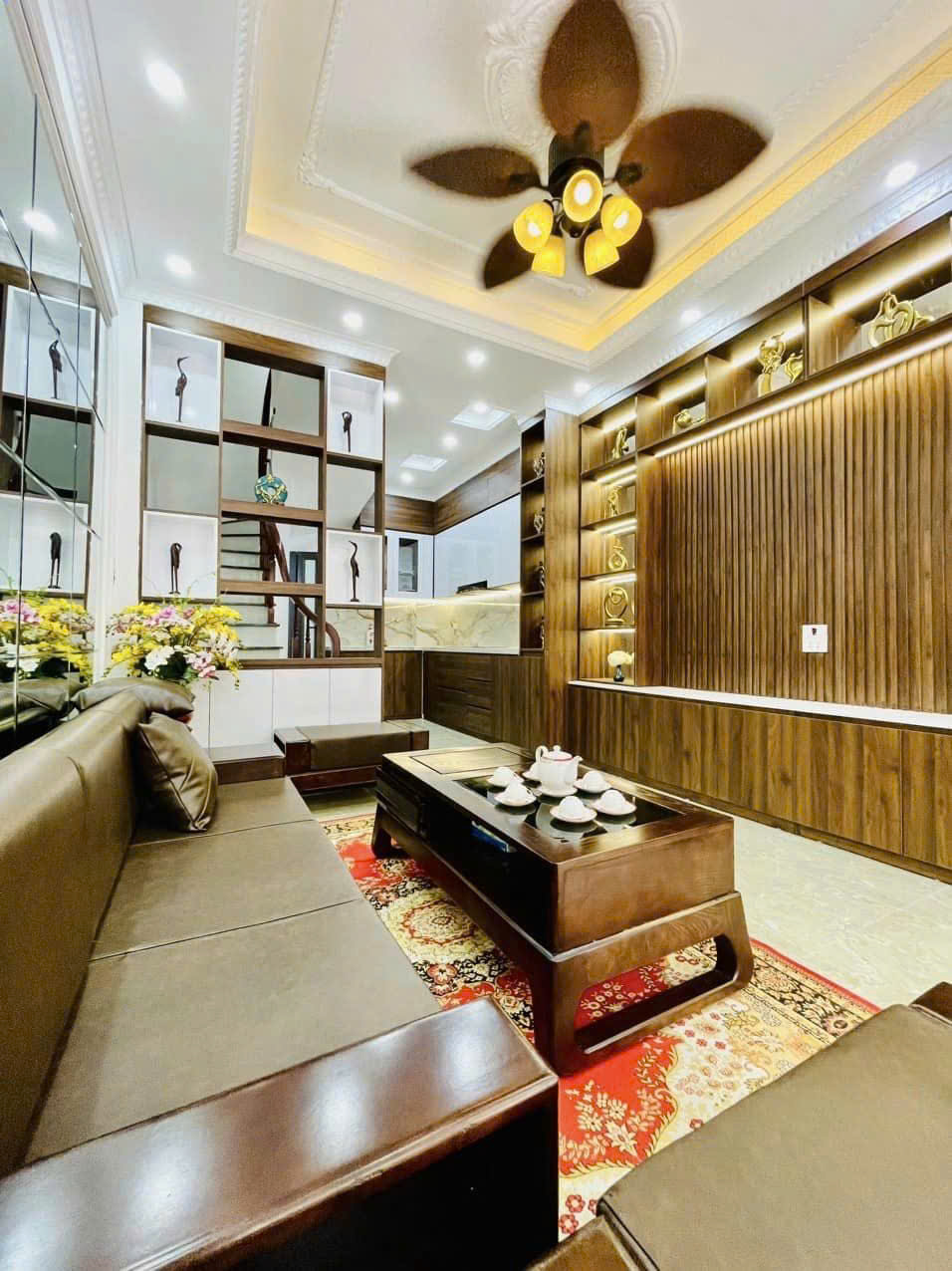 Bán nhà ngõ 282 Lạc Long Quân 35m2 4tầng mặt tiền 3.5m 5.6tỷ Tây Hồ