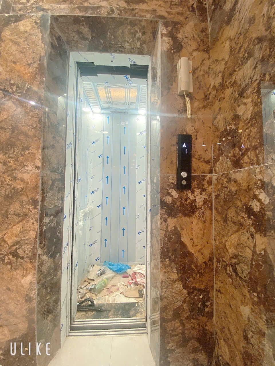 10 TỶ PHÂN LÔ - Ô TÔ ĐỖ CỬA - THANG MÁY NHẬP KHẨU - NHÀ MỚI LONG LANH- 10M RA ĐƯỜNG BƯỞI 32m.