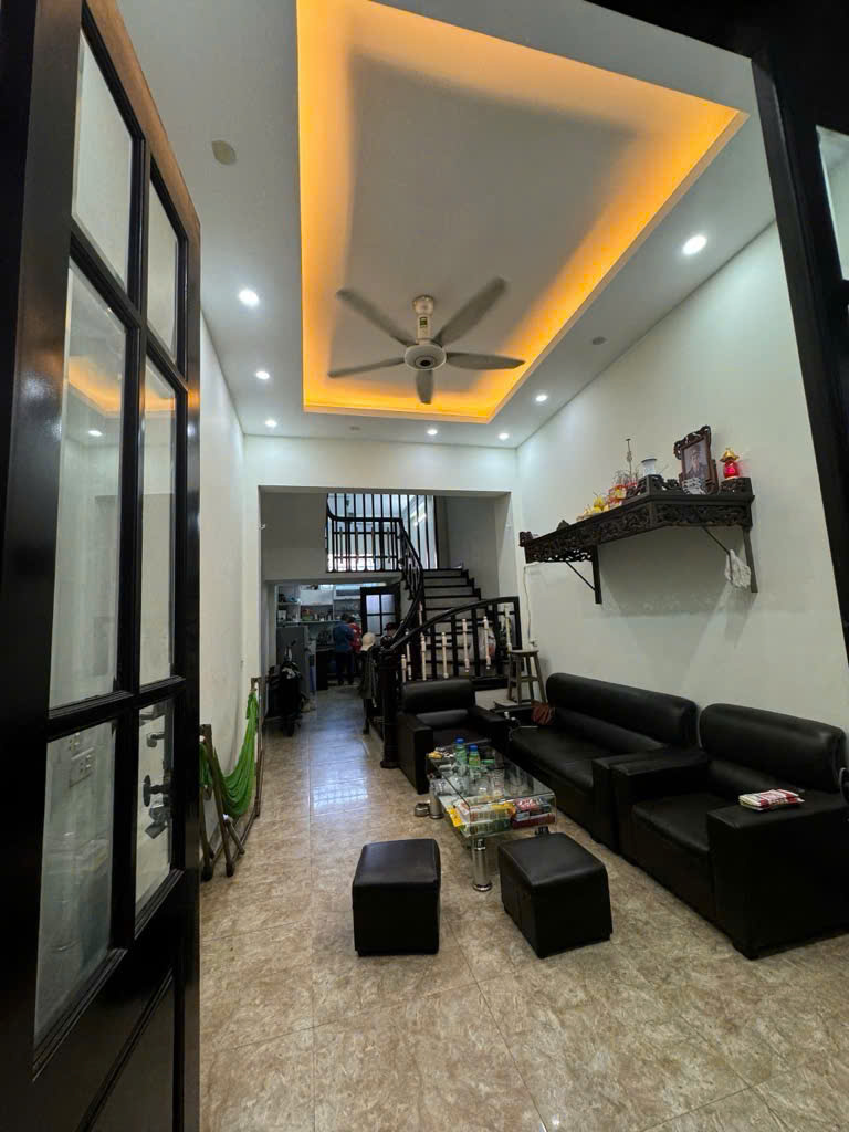 SIÊU VÍP NGÔ GIA TỰ NGÕ THÔNG .Ô TÔ ĐỖ CỬA 50M2 ,GIÁ NHỈNH 6 TỶ - KHÔNG GIAN SỐNG LÝ TƯỞNG