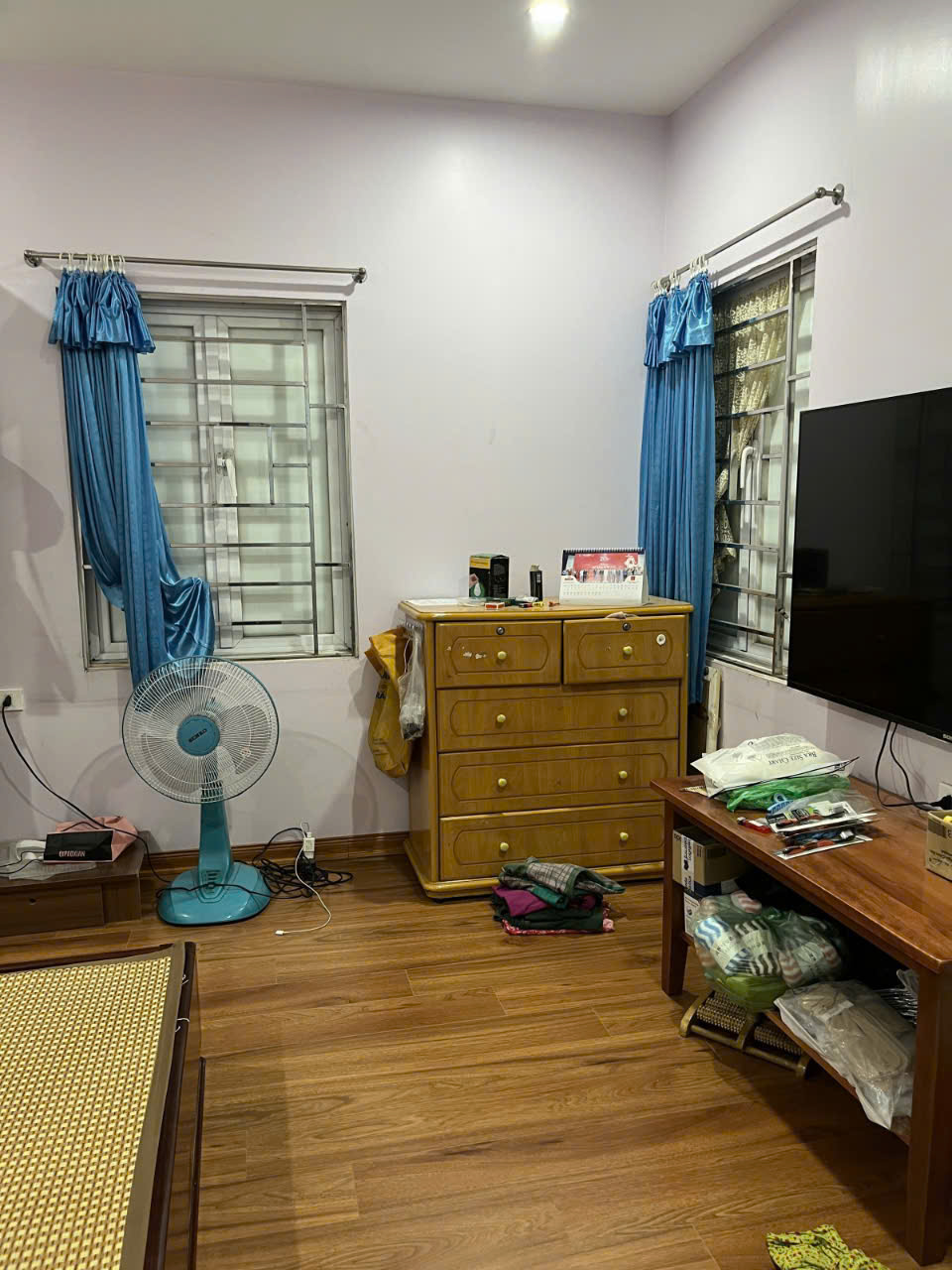 Bán nhà TT Tầng 2 ĐÀO TẤN, 23/70m, 20m RA MẶT PHỐ. 3 BƯỚC RA CHỢ, 70m, 2,99 tỷ