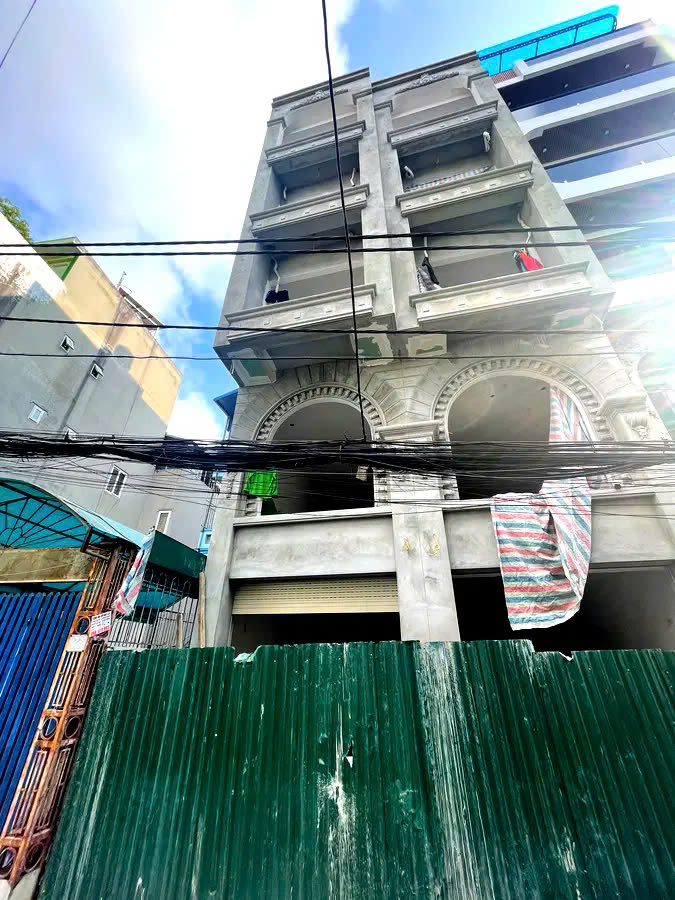 SERI 2 CĂN PHỐ NGỌC THỤY 58M2,7 TẦNG,MẶT TIỀN 3.5M, 14.5 TỶ,LONG BIÊN.