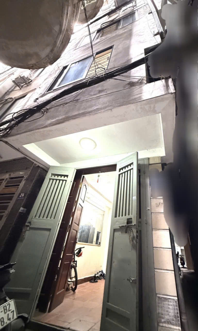 BA ĐÌNH- HIẾM - PHÂN LÔ Ô TÔ - LÔ GÓC 3 MẶT THOÁNG - DÂN XÂY - THỪA CÔNG NĂNG !!! Đội Cấn 5.4 tỷ Ba Đình.