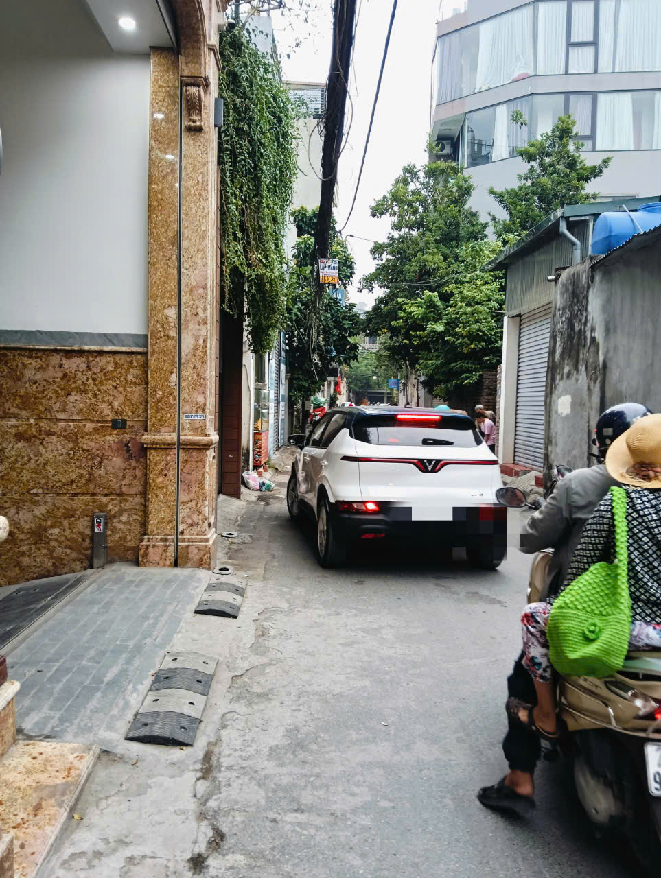 SIÊU PHẨM- SIÊU HÓT PHỐ TRẠM 43M- MT 5,4M NGÕ THÔNG -GARA-THANG MÁY NHỈNH 10 TỶ