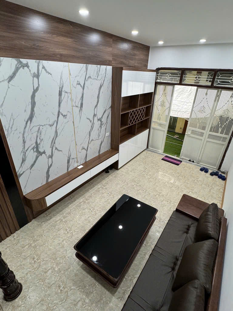 Siêu phẩm nhà Ngọc Thụy – Nhà đẹp, ô tô đỗ cửa, full nội thất hiện đại! diên tích 38m 4 tầng giá nhỉnh 7 tỷ