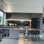 180m2