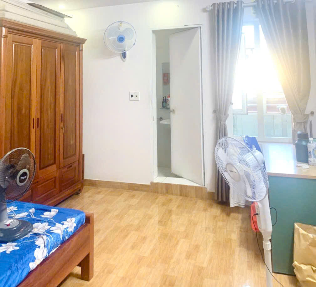 Bán nhà 4 tầng 60m2 chỉ 2,75 tỷ ngay Dân Lập, Dư Hàng Kênh, Lê Chân, Hải Phòng