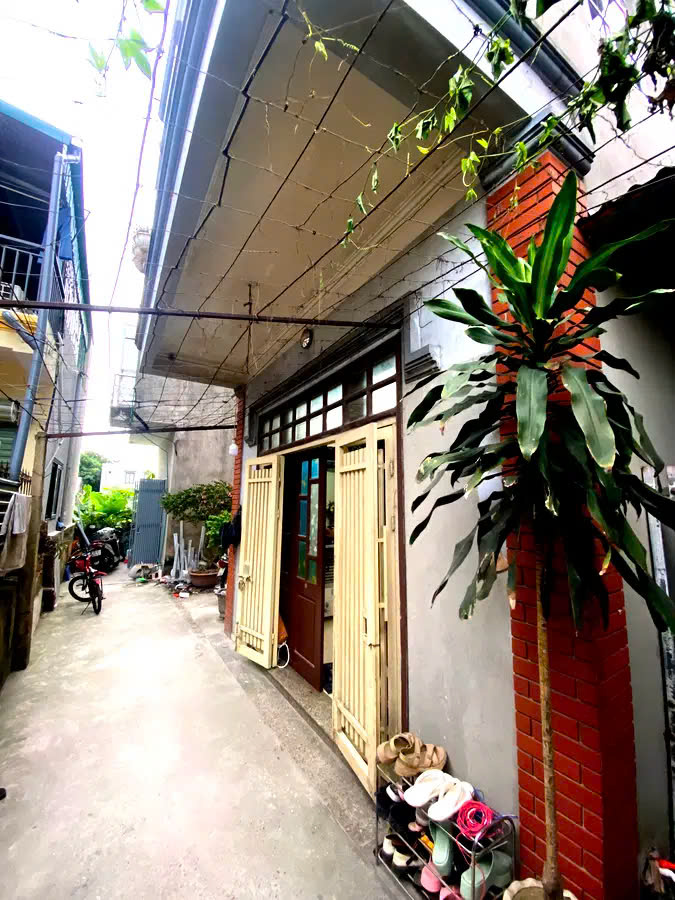 NHÀ ĐẸP PHÚC LỢI- LONG BIÊN, 40M2,4 TẦNG, MT 3.5M,5.8 TỶ. FULL NỘI THẤT.